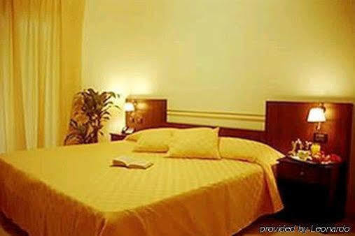 Marabel Hotel 3*