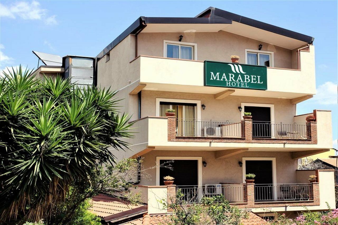 Marabel Hotel SantʼAlessio Siculo